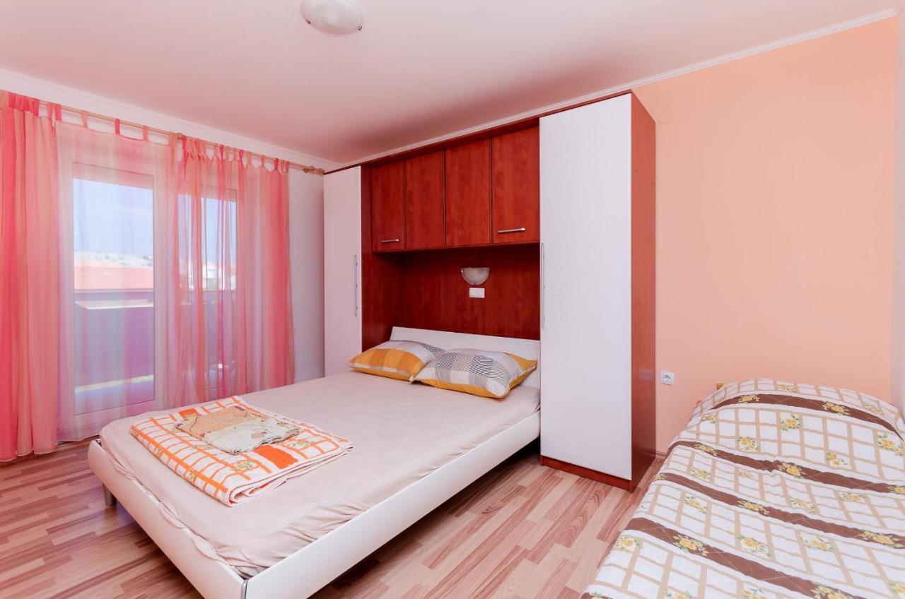 Apartments Rajka Lopar Extérieur photo