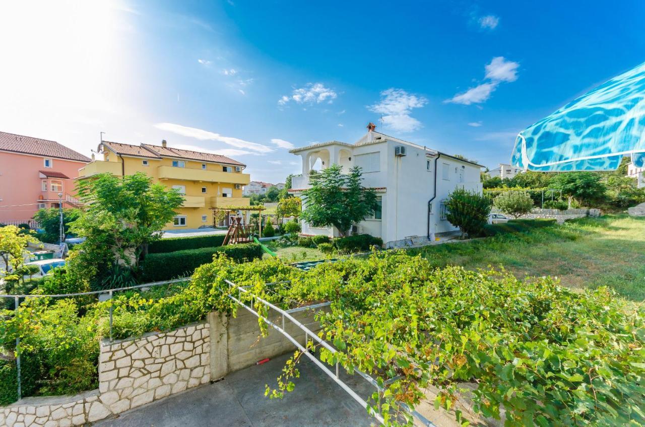 Apartments Rajka Lopar Extérieur photo