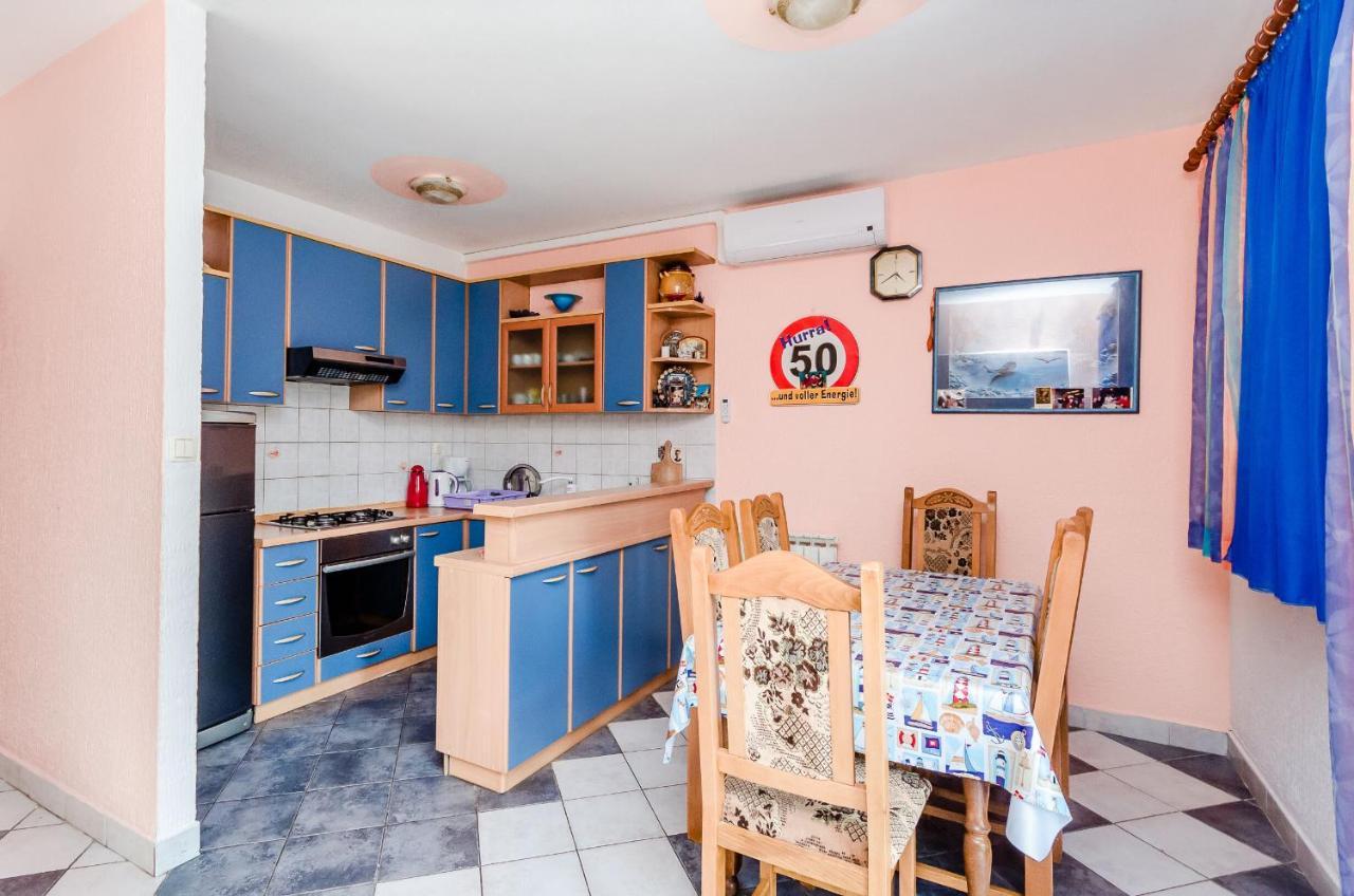 Apartments Rajka Lopar Extérieur photo