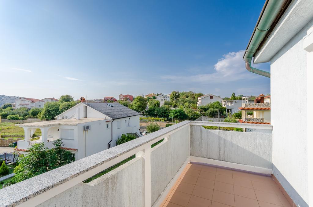 Apartments Rajka Lopar Extérieur photo