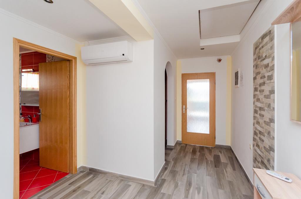 Apartments Rajka Lopar Extérieur photo